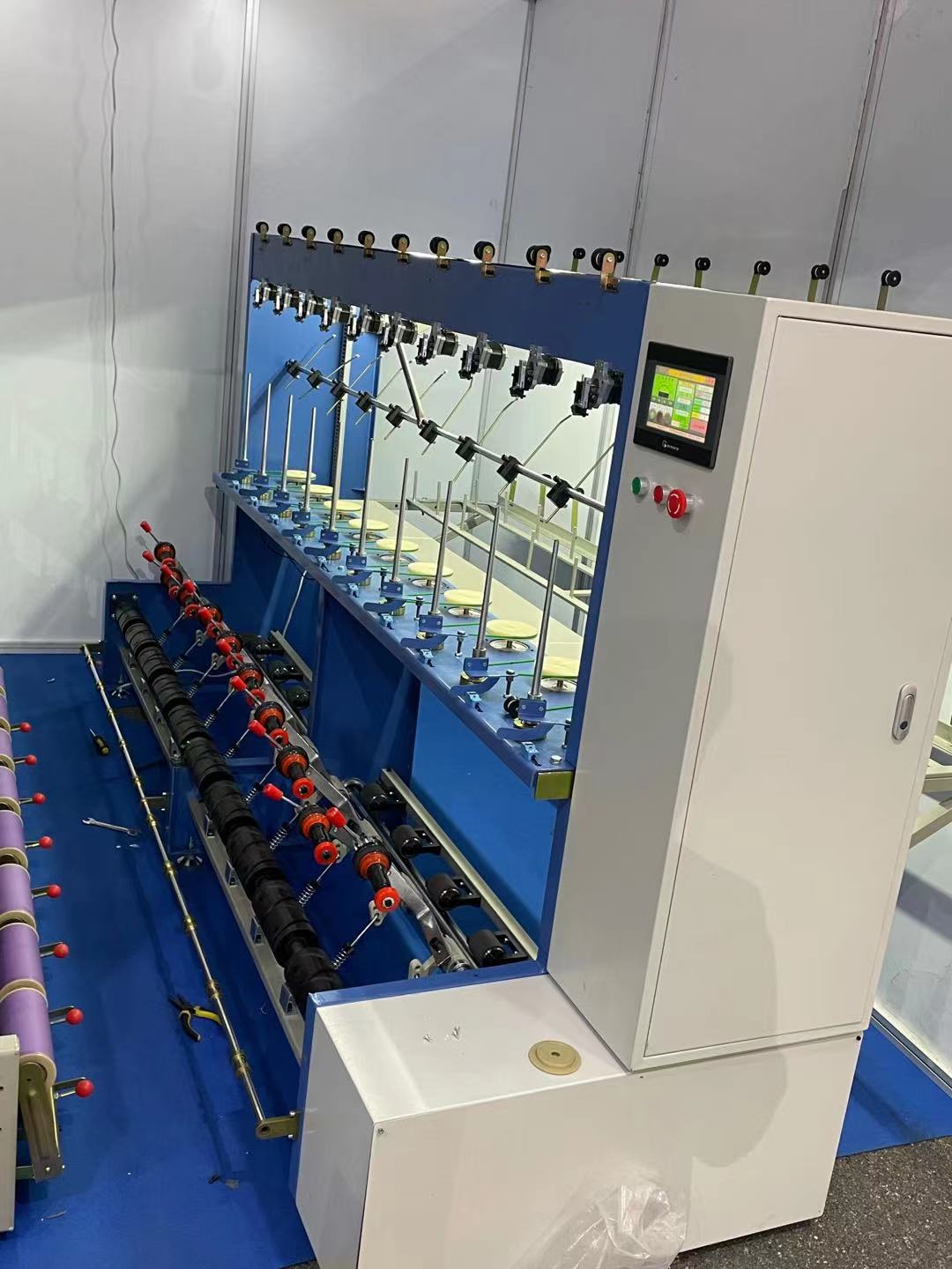 珠片紗機(jī)器